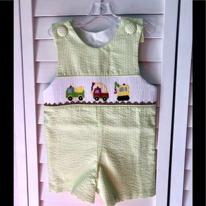 Seersucker Smocked 🚜🚛🛻